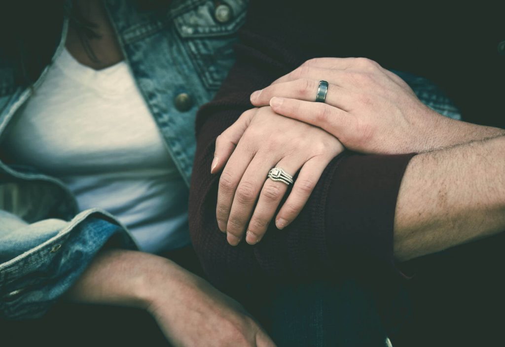 pria sudah menikah tapi selingkuh